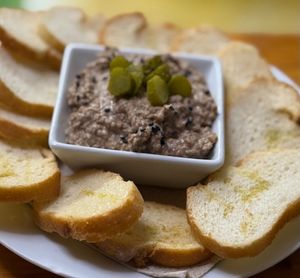 Faux gras de lentejas y setas at Cafe Madrigal in Valencia