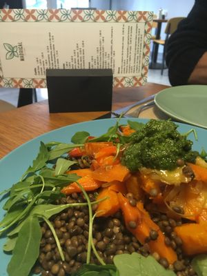Yummy lentil salad with vegan pesto at Cafe Madrigal in Valencia