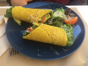 Wrap de trigo sarraceno at Cafe Madrigal in Valencia
