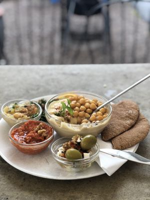 . at Jorden ar bla som en apelsin in Uppsala