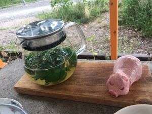 Ankara tea  at Jorden ar bla som en apelsin in Uppsala