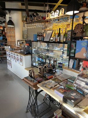   at Jorden ar bla som en apelsin in Uppsala