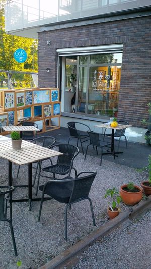 Nice outdoor at Jorden ar bla som en apelsin in Uppsala