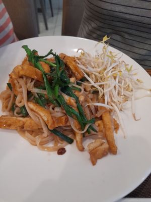 Pad thai at Ba Xa - Quan 1 in Ho Chi Minh City