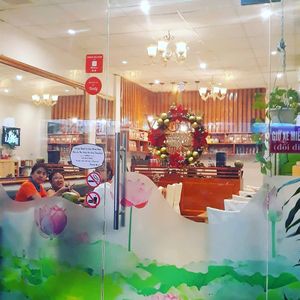 Ngoại cảnh at Ba Xa - Quan 1 in Ho Chi Minh City