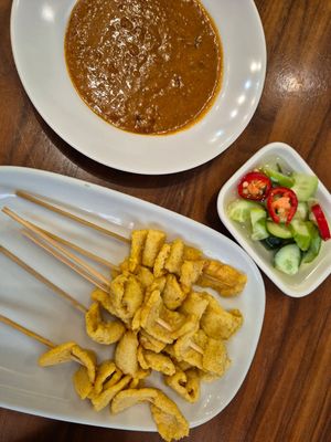 Satay at L'Orangerie in Bangkok