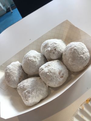 OMG Zeppolis at Screamer's Pizzeria - Crown Heights in Brooklyn