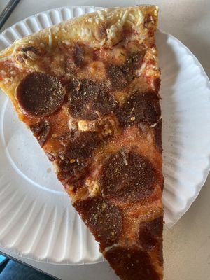 Good ol classic pepperoni — straight fire! 🔥🔥🔥 #Veganuary at Screamer's Pizzeria - Crown Heights in Brooklyn