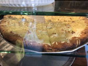 Vegan pizza   at Screamer's Pizzeria - Crown Heights in Brooklyn