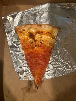 Not sure what happened with this plain slice, but 👎🏽  at Screamer's Pizzeria - Crown Heights in Brooklyn