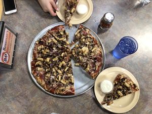 Vegan chicken at Bossman's Pizza in San Jose