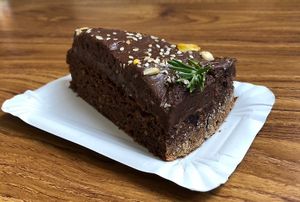 Schokolade (vegan) 😋  at Gartensalon in Munich