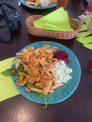 You can choose between fries and potatos at Chwast Prast in Torun