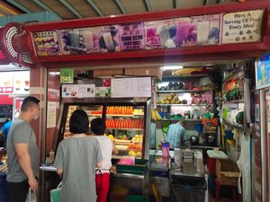 Stall front at Soon Heng Fruit Juice in Northeast Singapore