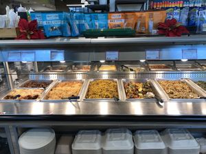 Salad bar (deli) at Down to Earth - Store and Deli in Honolulu