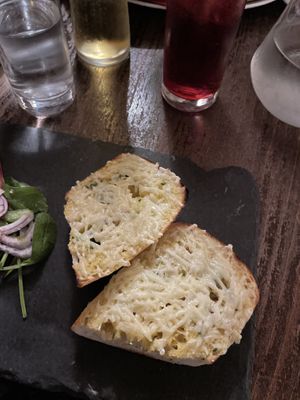cheesy garlic bread (vg)  at La Caverna in Dublin