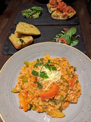  at La Caverna in Dublin