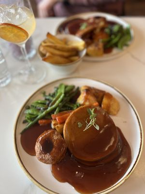 Sunday vegan roast chicken at Twelve Eatery 💚 #Veganuary at Twelve Eatery in Bournemouth
