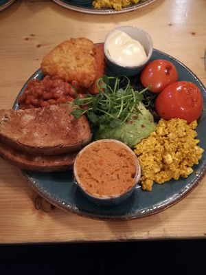 Vegan Feast breakfast at Route 7 in Aviemore