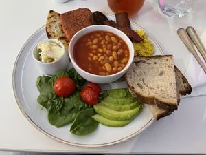Full scottish breakfast  at Naked Bakery in Edinburgh
