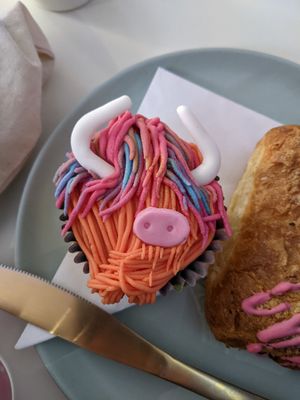 Irn bru cupcake at Naked Bakery in Edinburgh