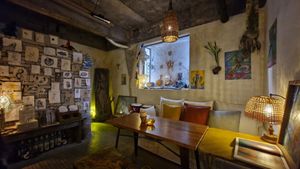  at HOME Bistro and Cafe in Busan