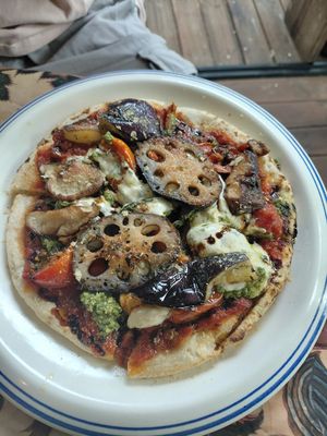 Garden pizza at HOME Bistro and Cafe in Busan