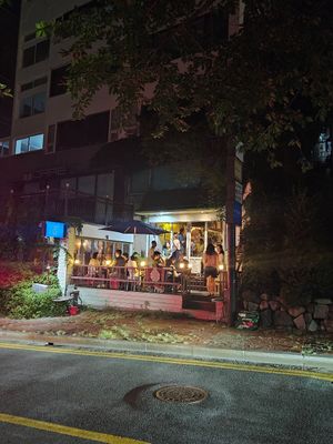  at HOME Bistro and Cafe in Busan