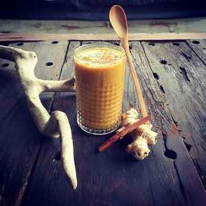 "Gin-Go" - Healthy smoothie with mango, banana, turmeric, ginger, almond moli, cinnamon, honey &chia seeds at Alchemy in Koh Chang