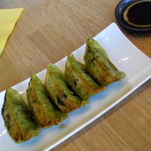 Vegan dumplings at Zuru Zuru Ramen in Ghent