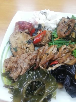  at Cí Yì SùShí 慈益素食 in Hualien