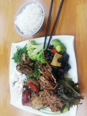  at Cí Yì SùShí 慈益素食 in Hualien