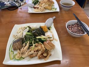 Mine is (only) 119NTD  at Cí Yì SùShí 慈益素食 in Hualien