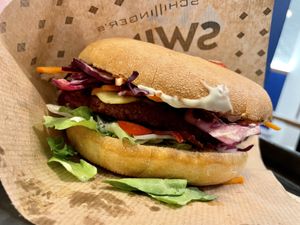 burger at Swing Kitchen - Rosenthalerstraße in Berlin