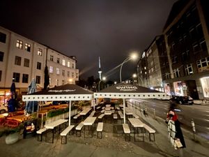 outside at Swing Kitchen - Rosenthalerstraße in Berlin