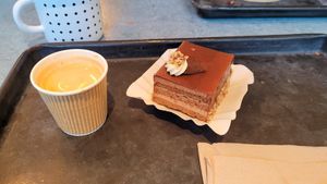 Mandel Nougat Traum + Doppelter Espresso at Swing Kitchen - Rosenthalerstraße in Berlin