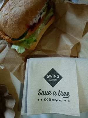 Pink edgy at Swing Kitchen - Rosenthalerstraße in Berlin