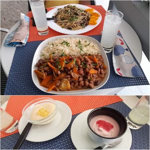 Esparguete de cogumelos + feijoada + mousses de Lima e de morango at Cantinho da Regina in Sesimbra