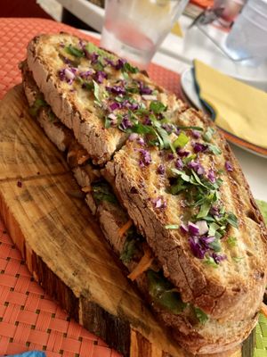 Tosta vegan de cogumelos! 😍  at Cantinho da Regina in Sesimbra