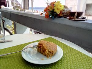 Vegan cake: orange and mushrooms! at Cantinho da Regina in Sesimbra