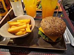 Vegan Burger ("König Knolle") with fries at Peter Pane - Holstentor in Luebeck