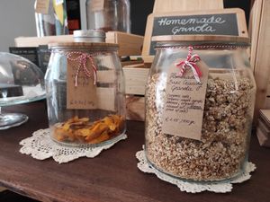 Granola at Little Plant Pantry in Amsterdam
