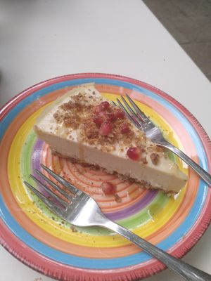 Lemon cheesecake at Little Plant Pantry in Amsterdam