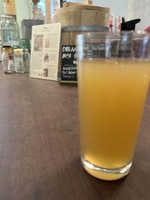 Pear Apple mulled spiced juice  at Little Plant Pantry in Amsterdam