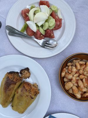 Stuffed peppers, salad & white beans   at Oda's Garden in Tirana