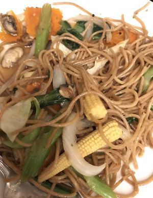 Chow mein at LA Vegan in Los Angeles