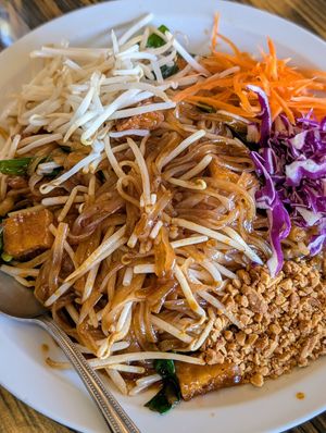 Pad Thai at LA Vegan in Los Angeles