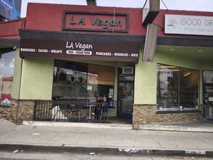 Outside seating at LA Vegan in Los Angeles