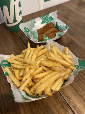 Chick’n tenders & garlic butter fries #Veganuary at Oowee Vegan - Baldwin in Bristol