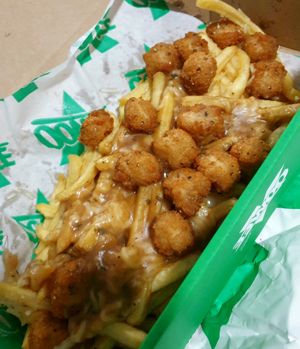 Chick'n fries at Oowee Vegan - Baldwin in Bristol